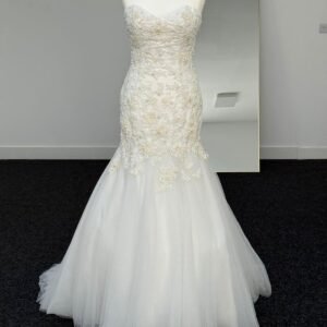 Pearl Blossom Strapless Mermaid Wedding Gown with Beaded Lace Appliqués