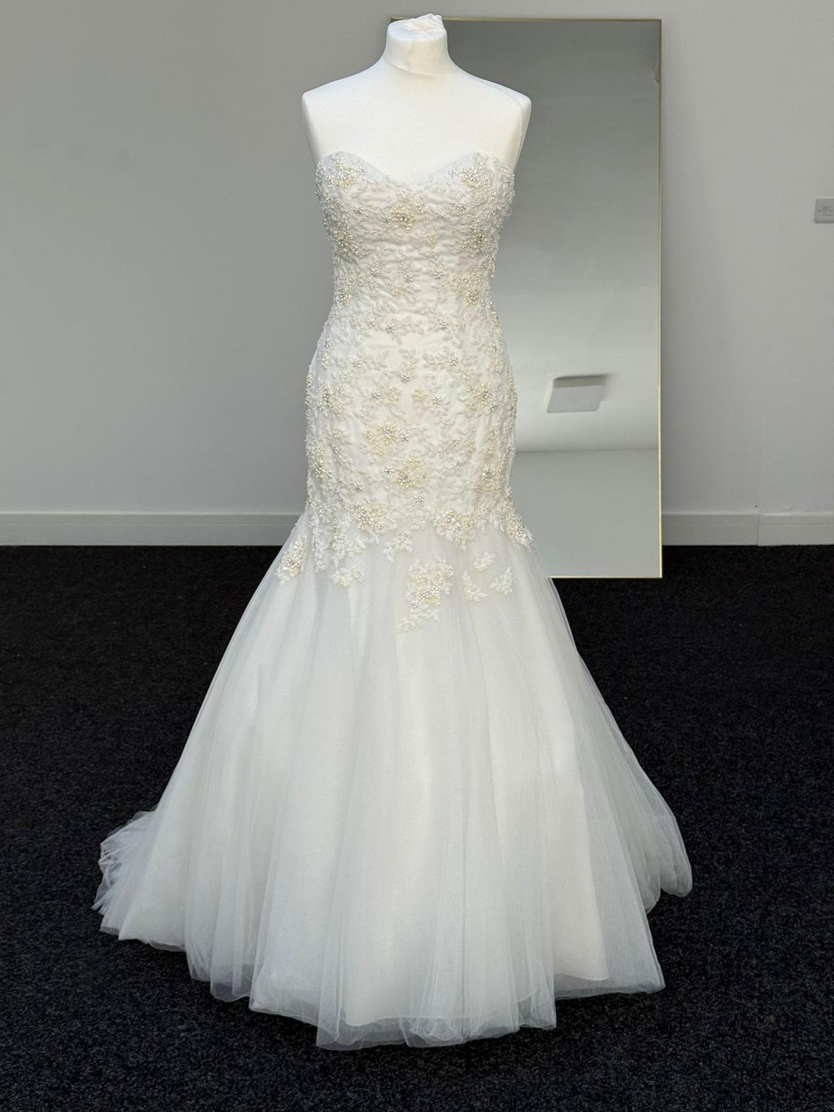 Pearl Blossom Strapless Mermaid Wedding Gown with Beaded Lace Appliqués