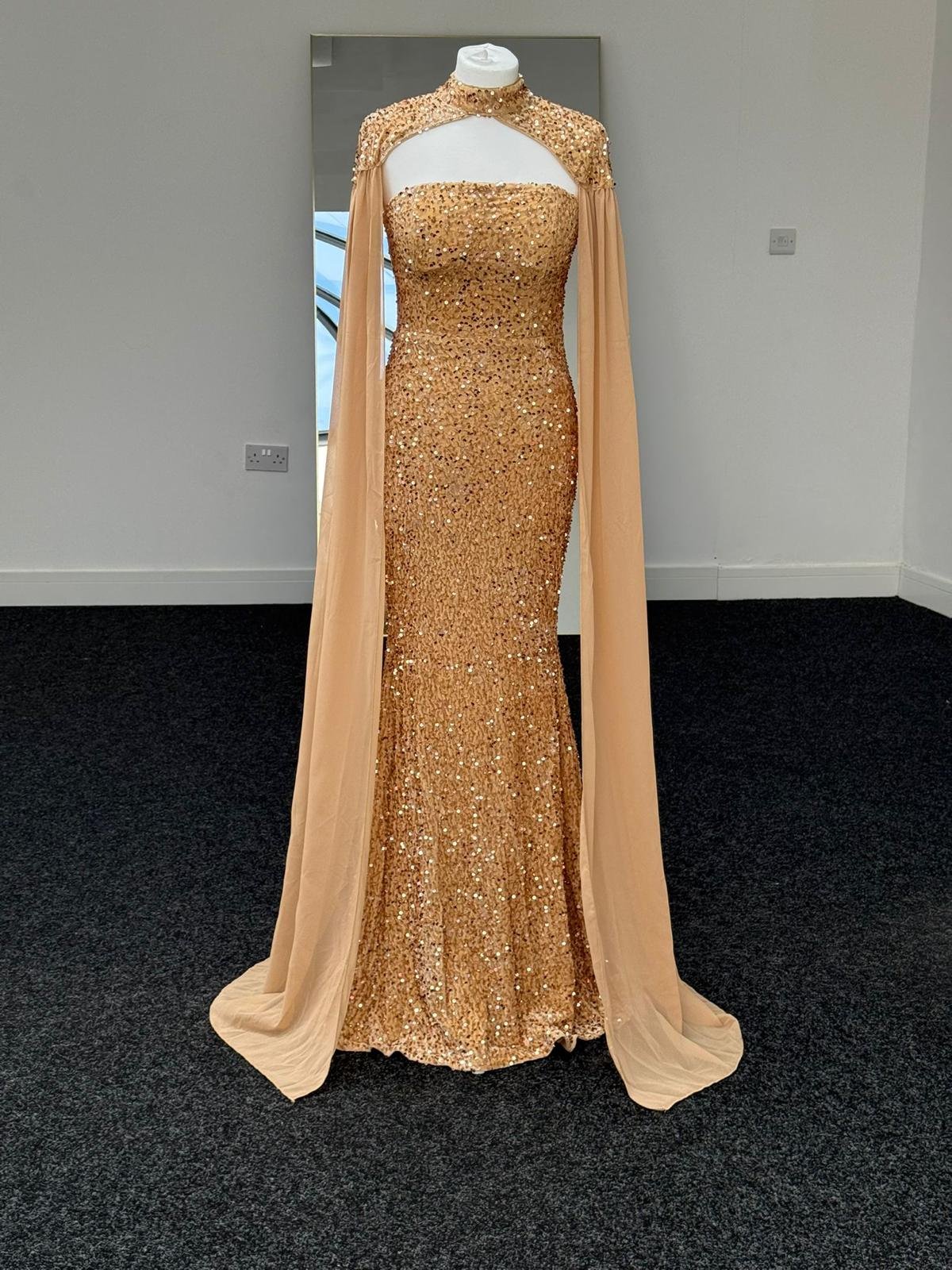 Women's Golden Strapless Sequin Mermaid Evening Gown – Formal Party & Prom Dress