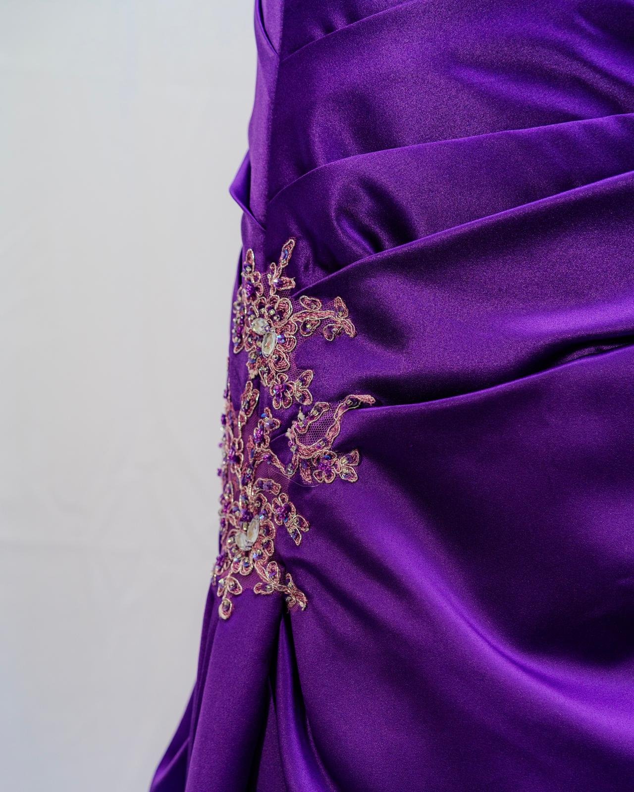Luxe Purple Halter Party Gown - Image 7